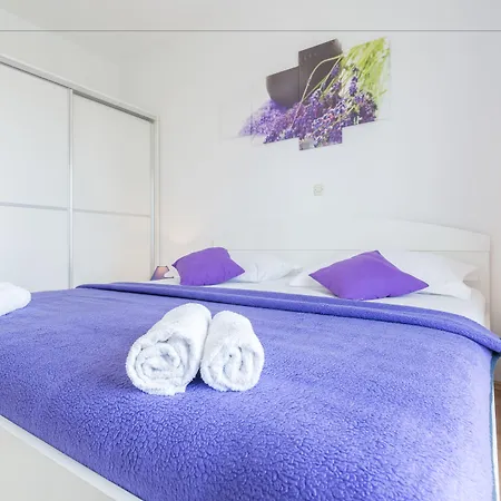 Nikolina Apartment Hvar Town