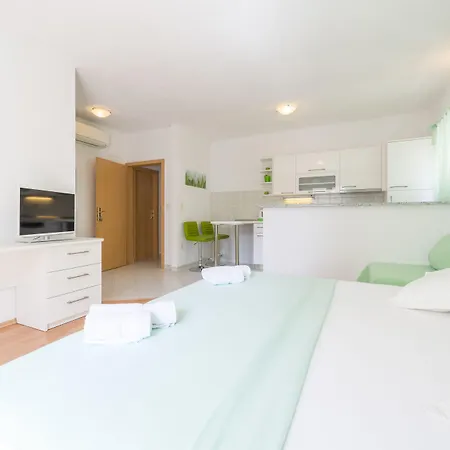 Nikolina Apartment Hvar Town