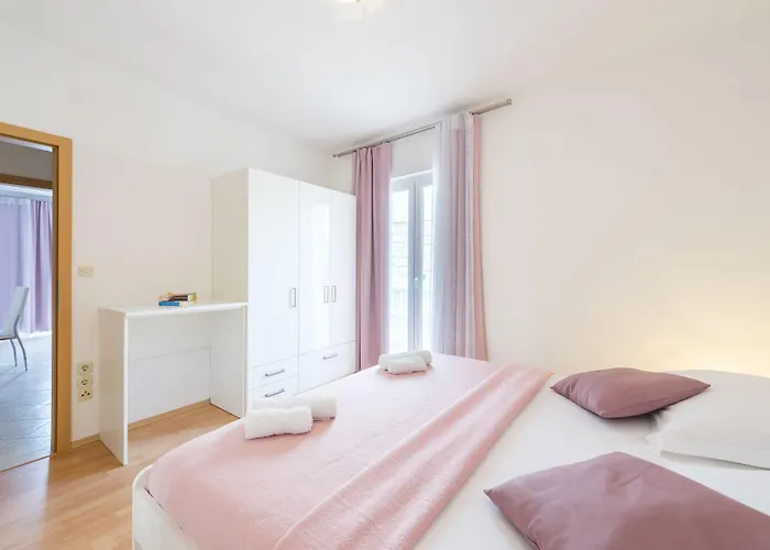 Appartement Nikolina *