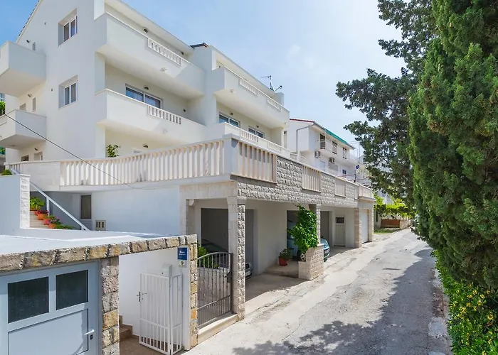 Nikolina Apartment Hvar Town