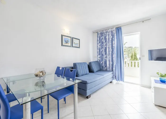 Nikolina Appartement