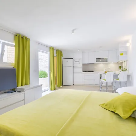 Nikolina Apartment Hvar Town